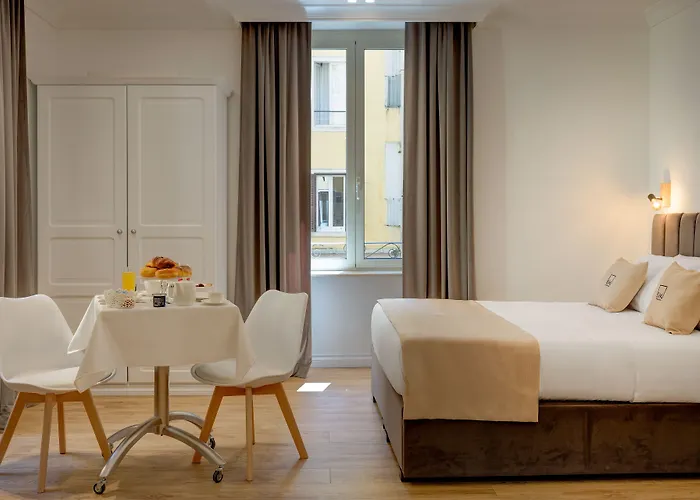 Sm Vatican Relais 4*